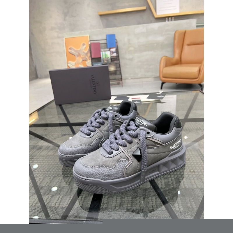 Valentino Sneakers